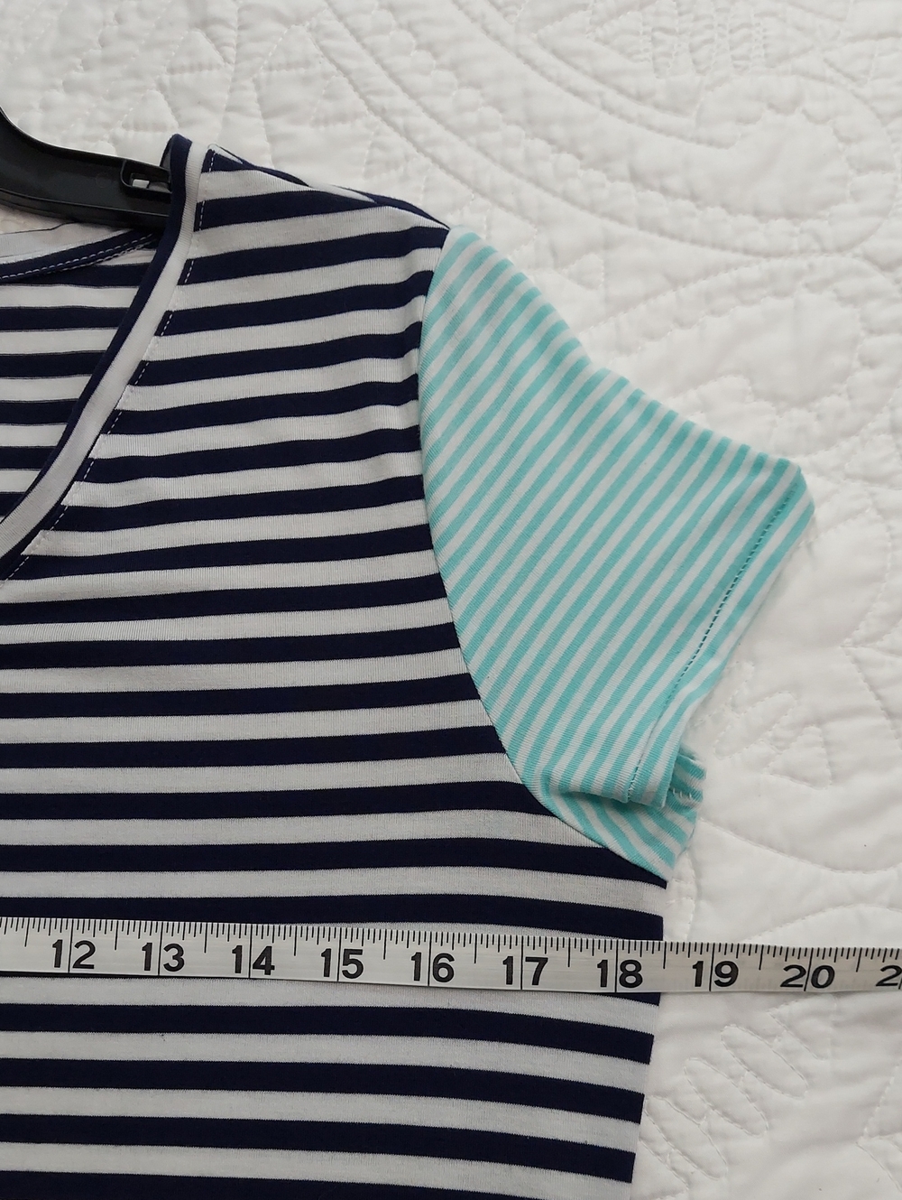 SO V-Neck Striped Navy and White Tee, Mint Striped Short Sleeves, Size Large▪︎ - Picture 7 of 8